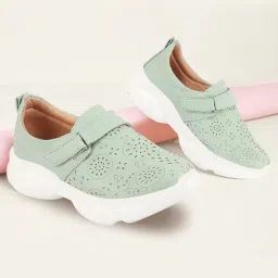 Fausto Women's Pista Green Walking Shoes-image-56