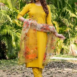 ARADHNA Women Floral Self Design Silk Kurta with Trousers & Dupatta-image-39