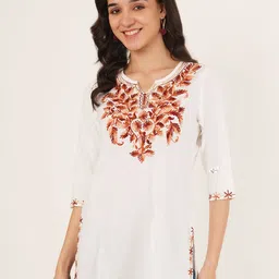 Ethic Glance Women Ethnic Motifs Embroidered V-Neck Cotton Kurtas-picture-43