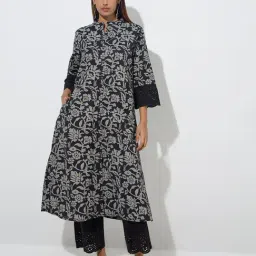 Utsa by Westside Black Floral Patterned Cotton-Blend A-Line Kurta-image-35