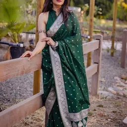 Anouk Floral Designer Kanjeevaram Saree-image-6