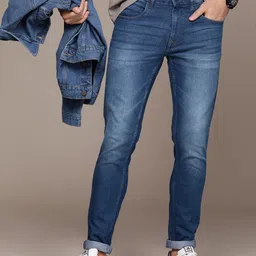 WROGN Men Skinny Fit Light Fade Stretchable Mid-Rise Jeans-picture-30