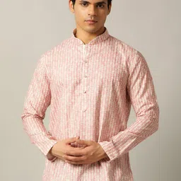 THE KURTA COMPANY Geometric Printed Mandarin Collar Straight Short Kurta-image-88