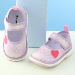 Cute Walk by Babyhug Velcro Closure Casual Shoes With Heart Patch Applique - Purple-picture-26
