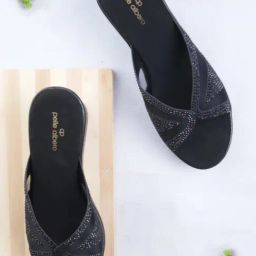 Pelle Albero Women's Black Casual Wedges-picture-33