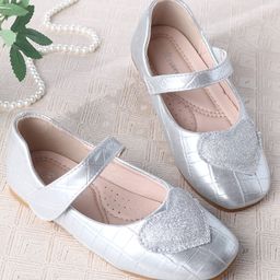 Cute Walk by Babyhug Velcro Closure Ballerina With Heart Applique - Silver-picture-14