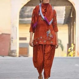 Nuhh Rust Velvet Regular Fit Kurta-picture-44