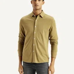 Levi's Brown Cotton Slim Fit Texture Shirt-picture-21