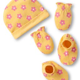 Babyhug 100% Cotton Interlock Knit Cap Mittens & Booties Set With Floral Print Yellow - Diameter 10 cm-picture-11