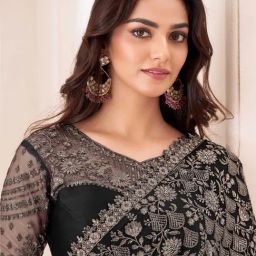 Saree Mall Black Chiffon Embellished Saree with Blouse Piece-image-38