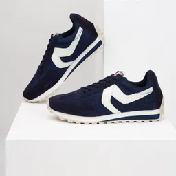 Levis Men Colourblocked Suede Sneakers-image-57