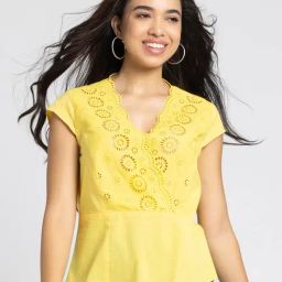 SHAYE Yellow V-Neck Short Sleeves Casual Top For Women-picture-46