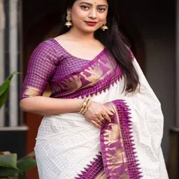 Sitanjali Woven Design Zari Silk Blend Kanjeevaram Saree image 3