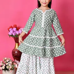 Zenat Girls Green Kurta Sets-image-81
