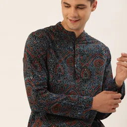 Taavi Men Navy Blue Ajrakh Hand Block Printed Pure Cotton Kurta Set With Pockets-image-9