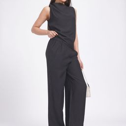 glitchez Minimal Aesthetics Twisted Detail Top With Wide Leg Trousers-picture-27