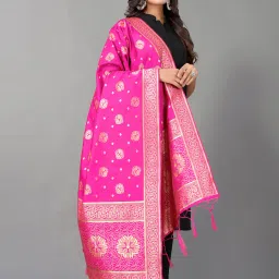 Satrani Pink Woven Pattern Dupatta image 3