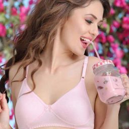Clovia Pink Solid Non-wired Seamless Bra-image-103