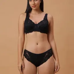 Soie Black Solid Lingerie Set-image-64