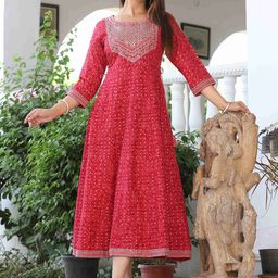QBO FASHION Women Floral Printed Gotta Patti Anarkali Kurta-image-40