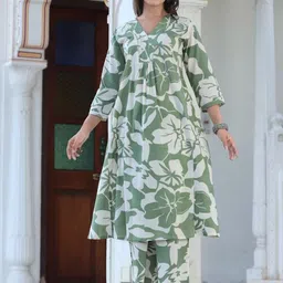 KALINI Women Floral Printed Regular Kurta with Palazzos-picture-23