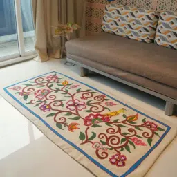 Swadeh Multicolor Wool Woven Meadow Frame Living Room Rug-picture-29