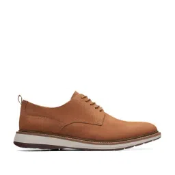 Clarks Men's Chantry Tan Derby Shoes-image-92