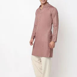 BELLAZO Men Printed Sequinned Pastels Kurta image 4