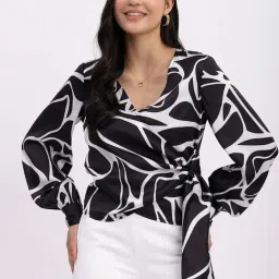 Fablestreet Black & White Printed Top-image-22