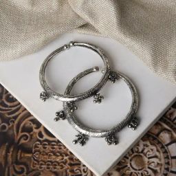 Teejh Ethnic Asma Silver Oxidized Anklets for Women-37