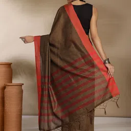 Anouk Rustic Solid Saree image 3