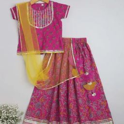 The Magic Wand Kids Fuchsia Pink Cotton Floral Print Lehenga Cholis-picture-13