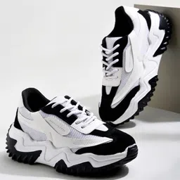 Shoetopia Mesh Detailed Colour Blocked Lace Up Sneakers - Black-picture-23
