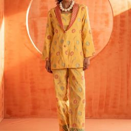 Indethnic Printed Sleeveless Tank Top & Trousers With Coat-image-80
