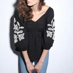 Vero Moda Black Cotton Embroidered Top-picture-44