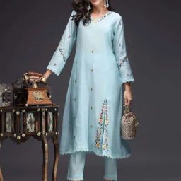 Heeposh Blue Embroidered Kurta Pant Set-image-14