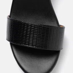 Carlton London Textured Block Heels image 5
