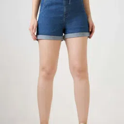 Globus Women Med Blue Slim Fit Mid-Rise Drawstring Closure Denim Shorts-image-41