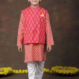 Superminis Boys Printed Regular Pure Cotton Kurta with Pyjamas-image-3