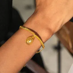 Shaya 92.5 Sterling Silver Queen of Collaboration Flexible Fit Bracelet for Women-image-4