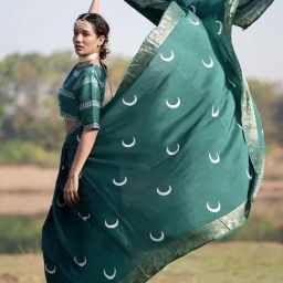 Chidiyaa Rang Barse Bansari Blockprinted Dola Silk Saree image 4
