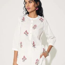 Akkriti By Pantaloons Snow White Regular Fit Embroidered Tunic-picture-37