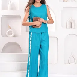 Zenava by Myntra Round Neck Top With Trousers Co-Ords-picture-37
