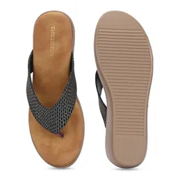 CLOG LONDON Wedge Pumps image 5