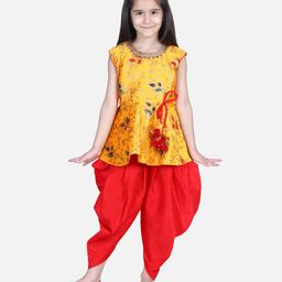 BownBee Flower Print Sleeveless Top With Silk Dhoti - Yellow-image-12