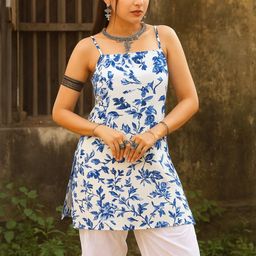 CLANGER Women Blue & White Floral Printed Shoulder Straps Viscose Rayon Kurta & Palazzo-picture-14