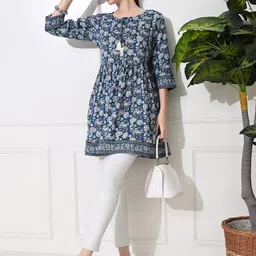GLOWWORLD Women Floral Printed Anarkali Kurta-image-23