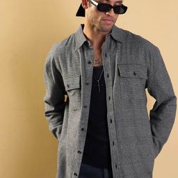 MASCLN SASSAFRAS Men Spread Collar Tartan Checked Cotton Oversized Casual Shirt-image-69