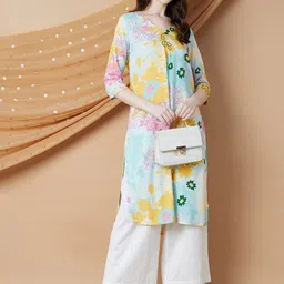 Melange by Lifestyle Floral Printed V-Neck Straight Kurta-12