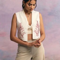 Prakriti Jaipur Off White Cotton Satin Comfort Fit Vest-image-80